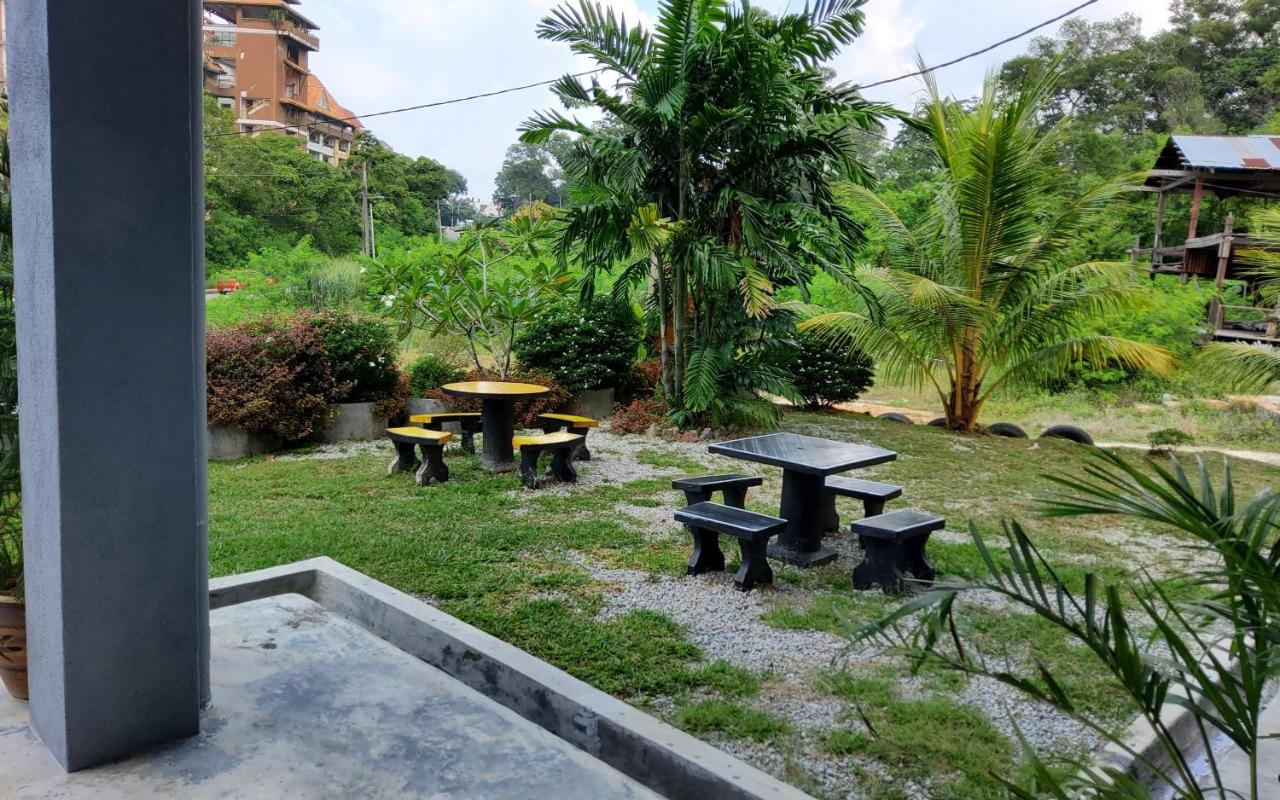 Pd Guesthouse Porto Dickson Exterior foto